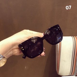 Mắt kính thời trang