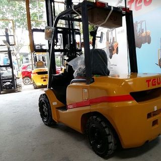 Xe nâng mua bán cho thuê