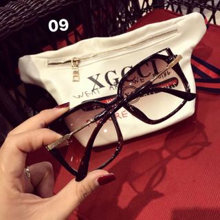 Mắt kính sang trọng giá rẻ