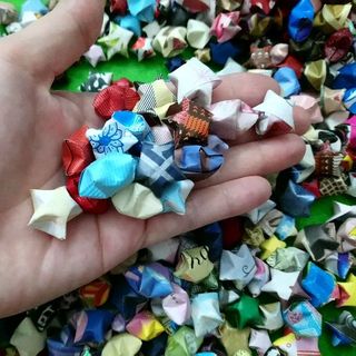 sao giấy xếp sẵn hàng luôn có sẵn nha các bạn liên hệ để mua nhé