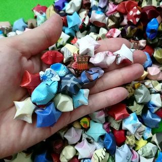 sao giấy xếp sẵn hàng luôn có sẵn nha các bạn liên hệ để mua nhé