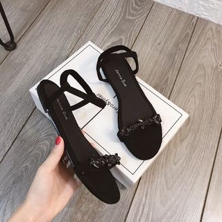 Giày xanh đan đế biệt ngăn đá