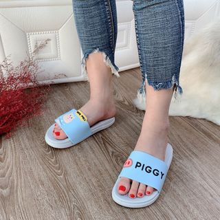 Dép nhựa hình cute