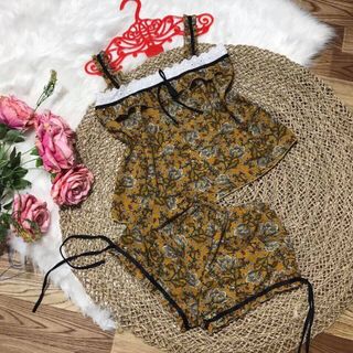 Bộ voan lụa
