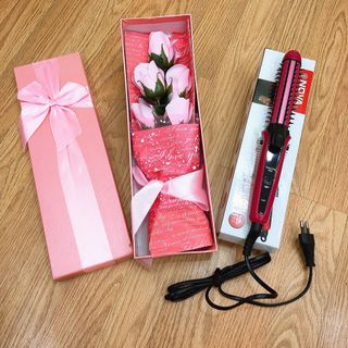 Combo hộp hoa kèm máy là tóc Nova 3 in 1