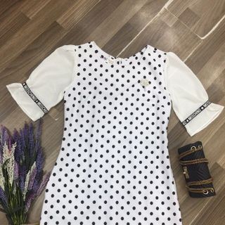 Đầm thiết kế xem chi tiết qua zalo8