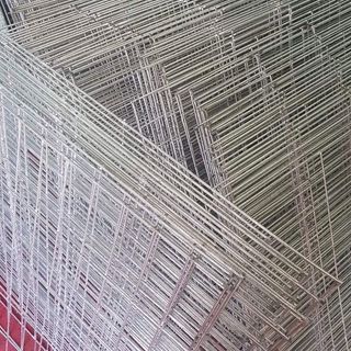 chuồng gà lắp ráp