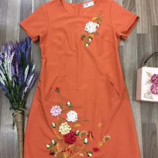 Đầm thiết kế xem chi tiết qua zalob