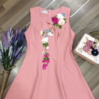 Đầm thiết kế xem chi tiết qua zalo18