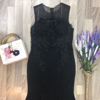 Đầm đuôi cá dài