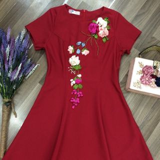 Đầm thiết kế xem chi tiết qua zalo38