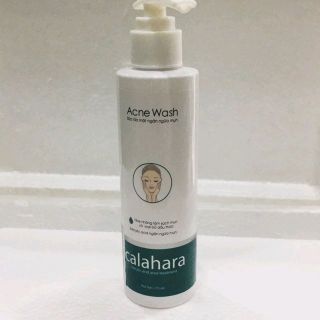 Sữa rửa mặt kiểm sóat dầu ngừa mụn Calahara acne wash