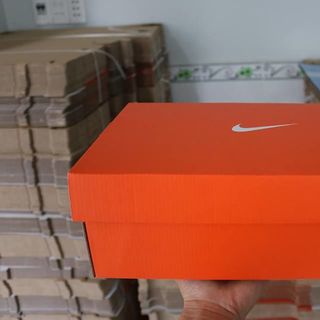 Hộp Giày Thể Thao