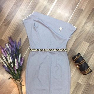 ĐẦM LỆCH VAI