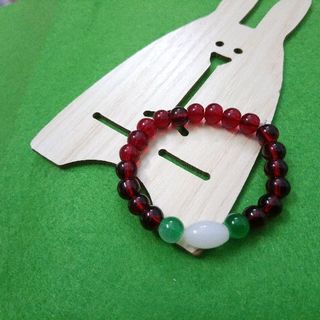 chuỗi đeo tay phong thủy giá sỉ 13k 1 chuỗi hàng siêu đẹp