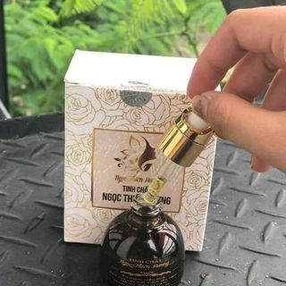 TINH CHẤT TRỊ THÂM NGỌC THIÊN HƯƠNG