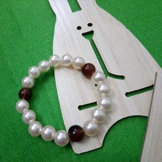 chuỗi đeo tay phong thủy giá sỉ 10k/ 1 chuỗi hàng siêu đẹp y hình
