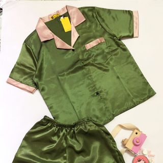 Đồ bộ phi lụa phối đùi