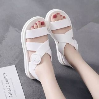 Giày xanh đan nhựa dẻo