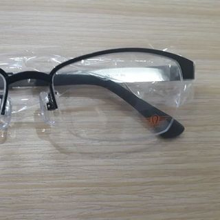 Kính Cận Hàn Quốc