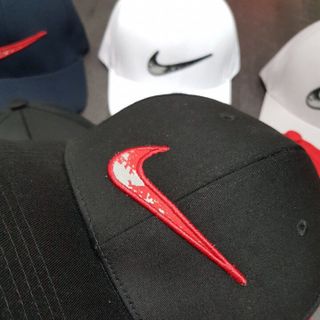 Mũ Nike