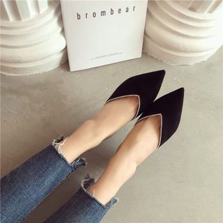 Dép cao gót mui nhọn sang chảnh