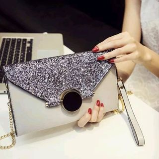 Ví cầm tay nữ