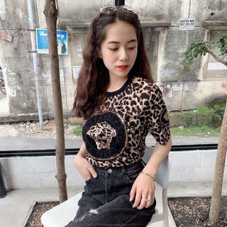 Áo thun kim sa thời trang