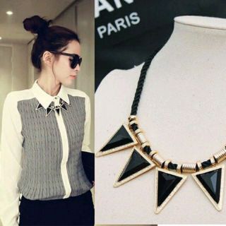 Vòng cổ 5 tam giác nhỏ