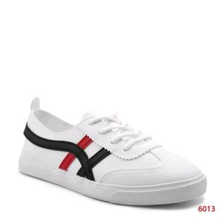 giày thể thao nữ giảm giá còn 185k