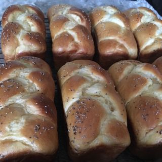 BÁNH MÌ HOA CÚC MEN TỰ NHIÊN
