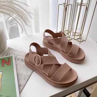 Giày sandal nhựa dẻo