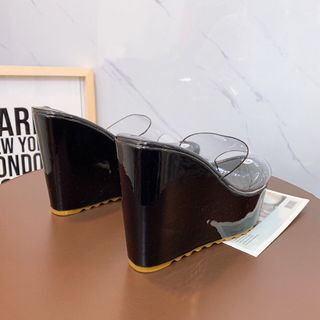 Dép xuồng quai mika