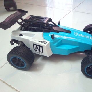 Siêu xe điều khiển Buggy tay cầm xoay có sạc 605-10AB