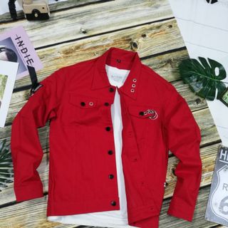 Áo khoác kaki nam phối nút màu đỏ