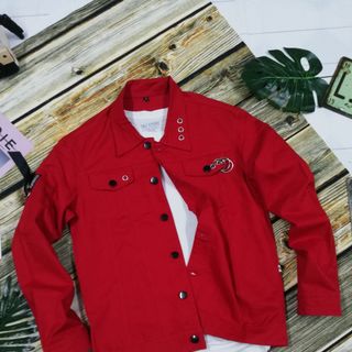 Áo khoác kaki nam phối nút màu đỏ