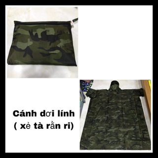 Áo mưa xẻ tà xanh rêu