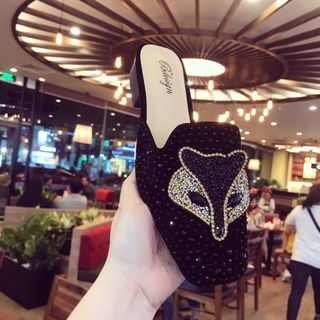 Dép dục cáo đá