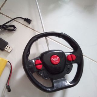 Xe pin sạc mở cửa mở cốp vô lăng điều khiển 8556-4AB
