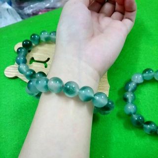 vòng chuỗi đeo tay hạt đá 14li hạt đá cầm rất mát tay Giá sỉ 42k 1 chuỗi