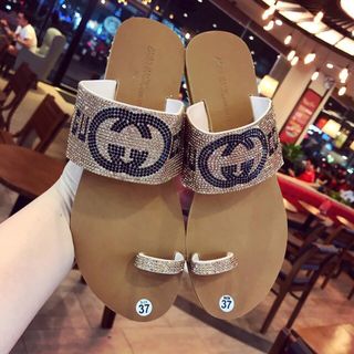 Dép xỏ ngon da
