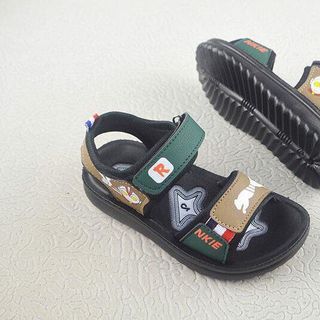 Sandal bé trai