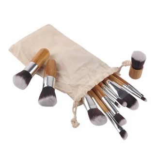 Bộ cọ 11cây thân gổ xịncó túi vải xinh xắn tiện dụng đem theo 101