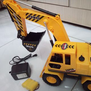 XE CÔNG TRÌNH ĐIỀU KHIỂN XE CÀO XÚC