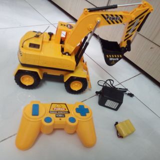 XE CÔNG TRÌNH ĐIỀU KHIỂN XE CÀO XÚC