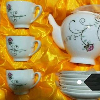 Ấm Chén Đĩa Kê Hàn Quốc Tròn Rẻ (THUNG 12B)