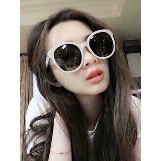 mắt kính V hotgirl trắng tròn
