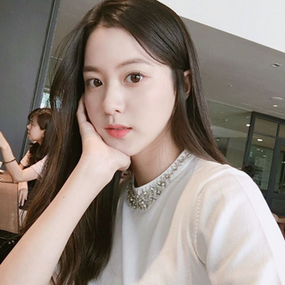 Mặt nạ ủ trắng huyết yến collagen 2 gói 180k