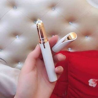 bút cạo lông mày siêu HOT