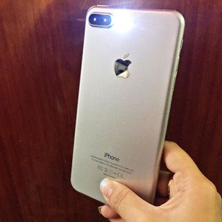 BẬT LỬA KHÈ HÌNH ĐIỆN THOẠI IPHONE 8 PLUS CÓ ĐÈN PIN